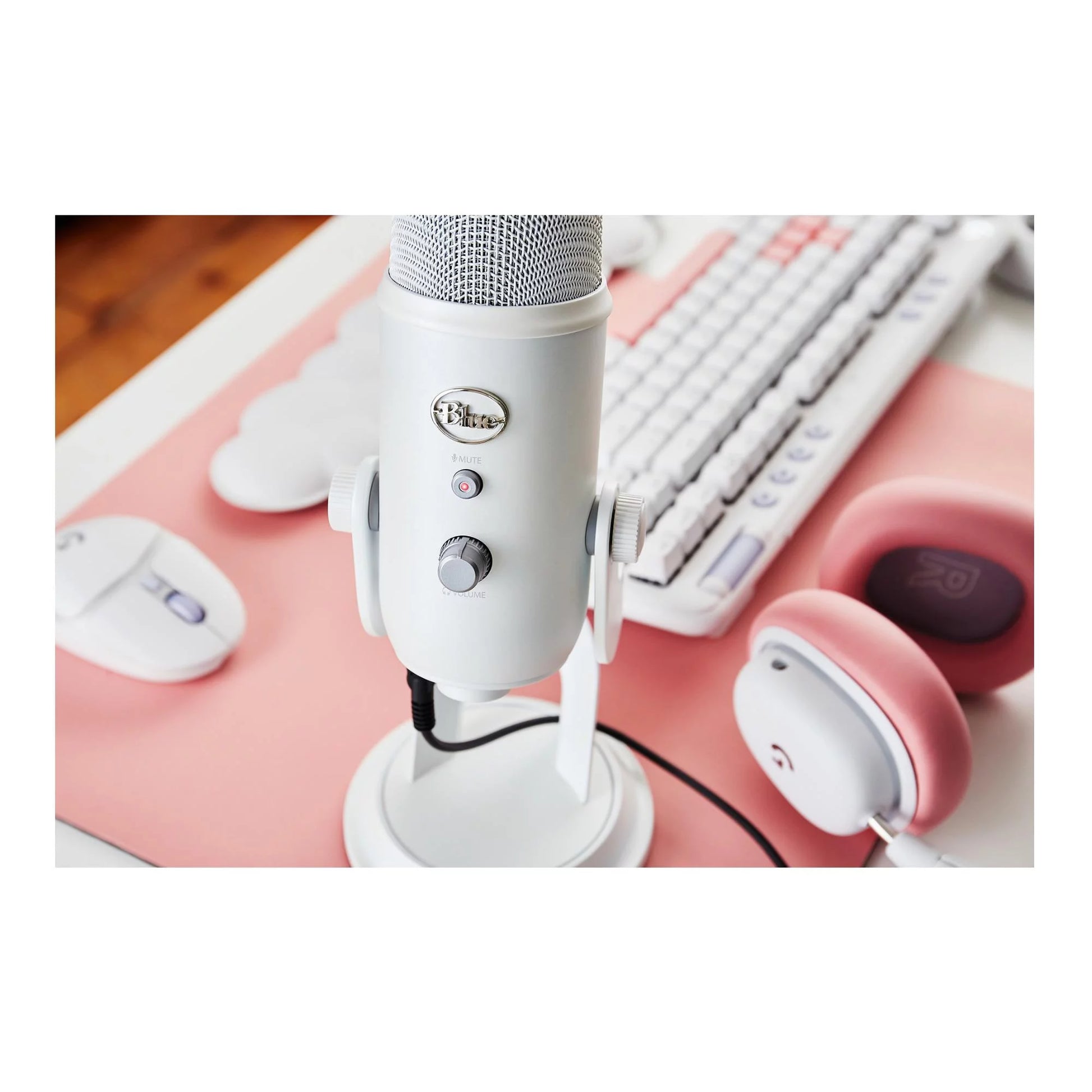 Yeti USB Microphone (White Mist) with Microphone Stand, Headphones Bundle